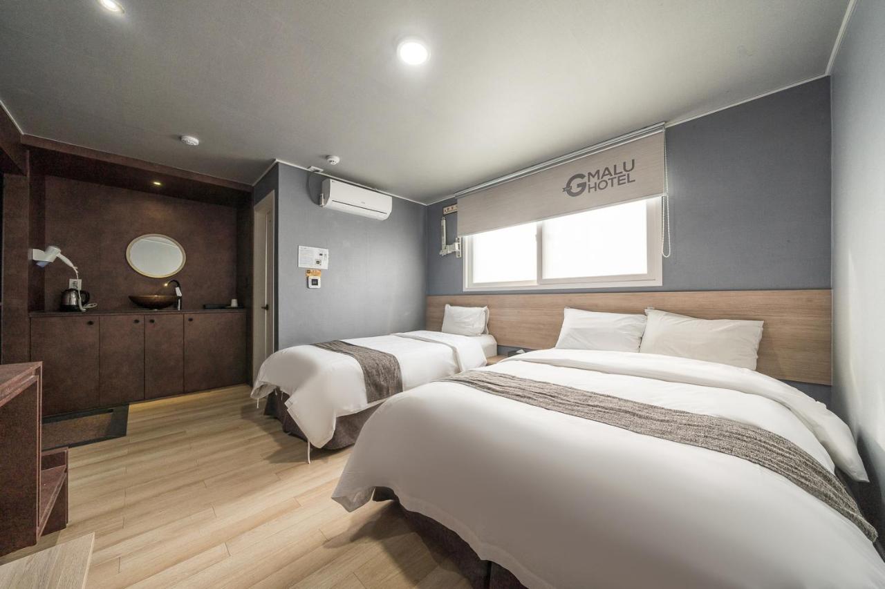 Malu Hotel Suwon Esterno foto
