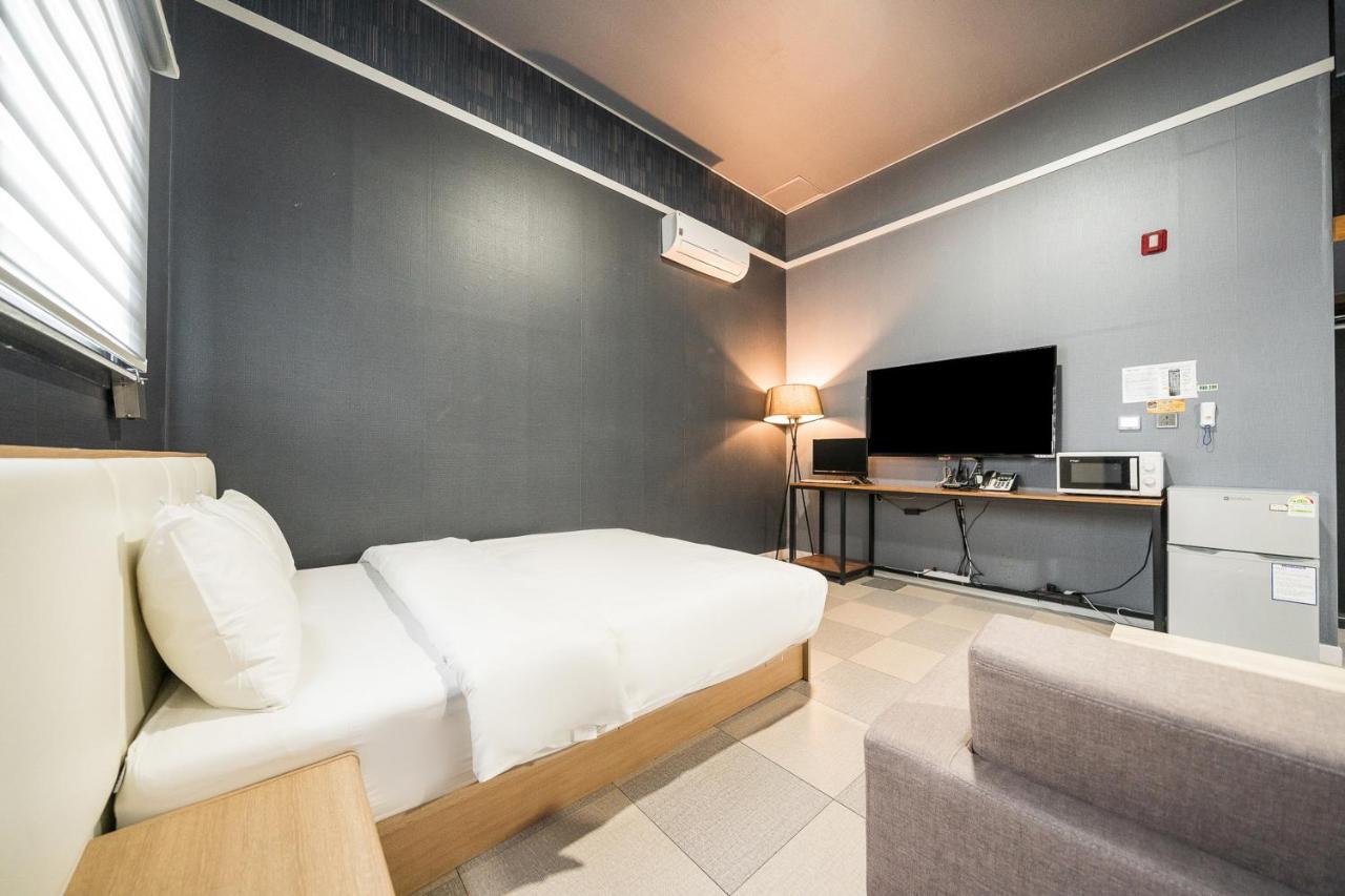 Malu Hotel Suwon Esterno foto